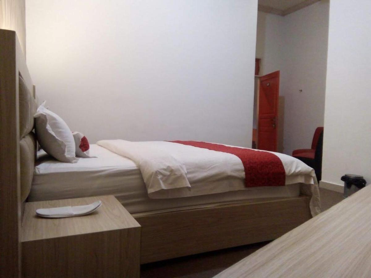 Hotel Assyifa Tanjungbalai 外观 照片